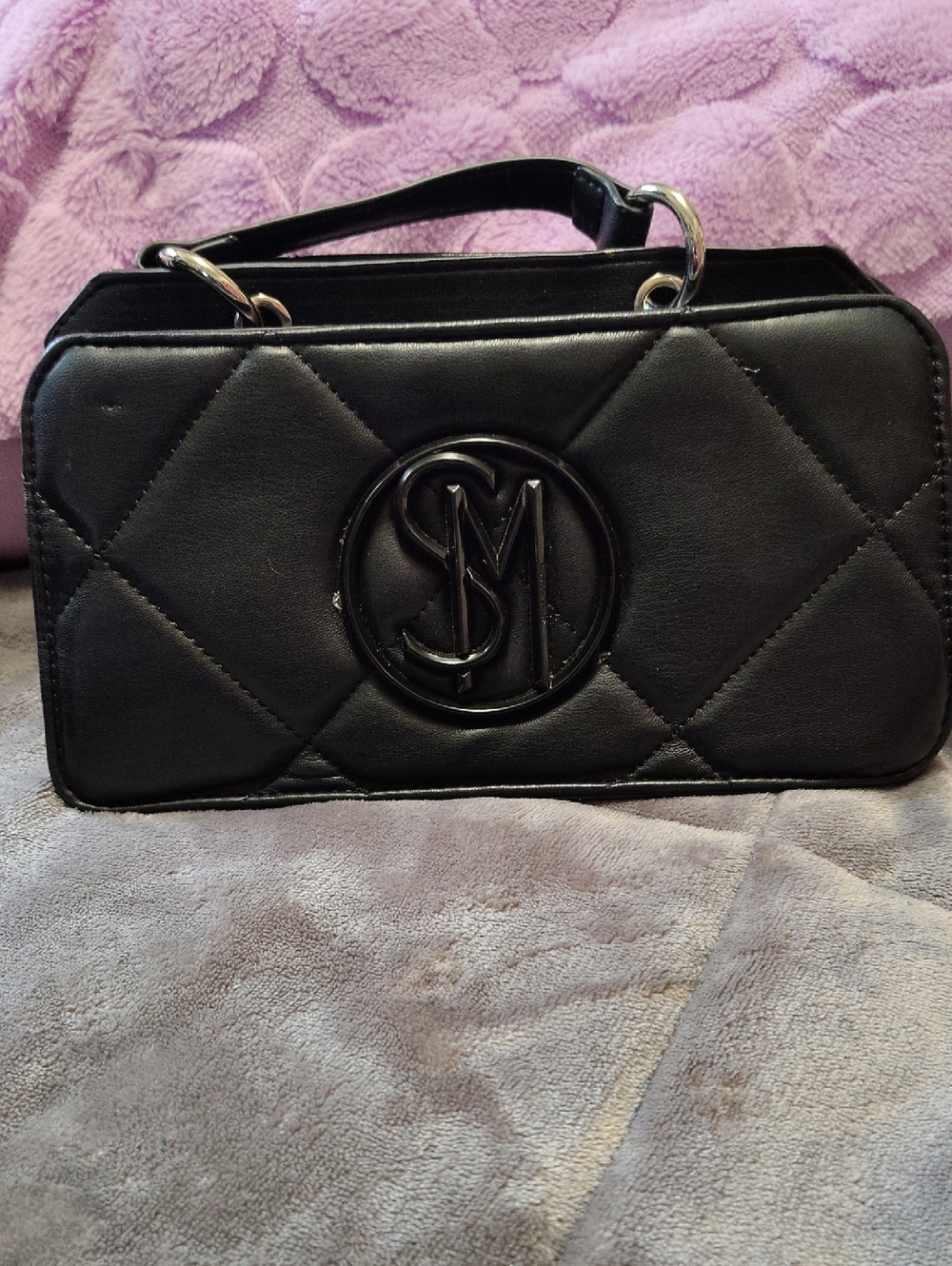 Black Quilted Handbag with Monogram Accent - Women Bags Steve Madden Brand New.